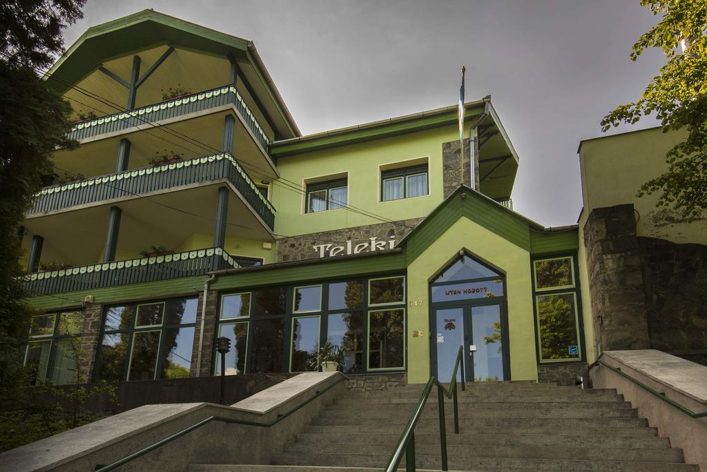 Hostel Teleki Sovata Exterior photo