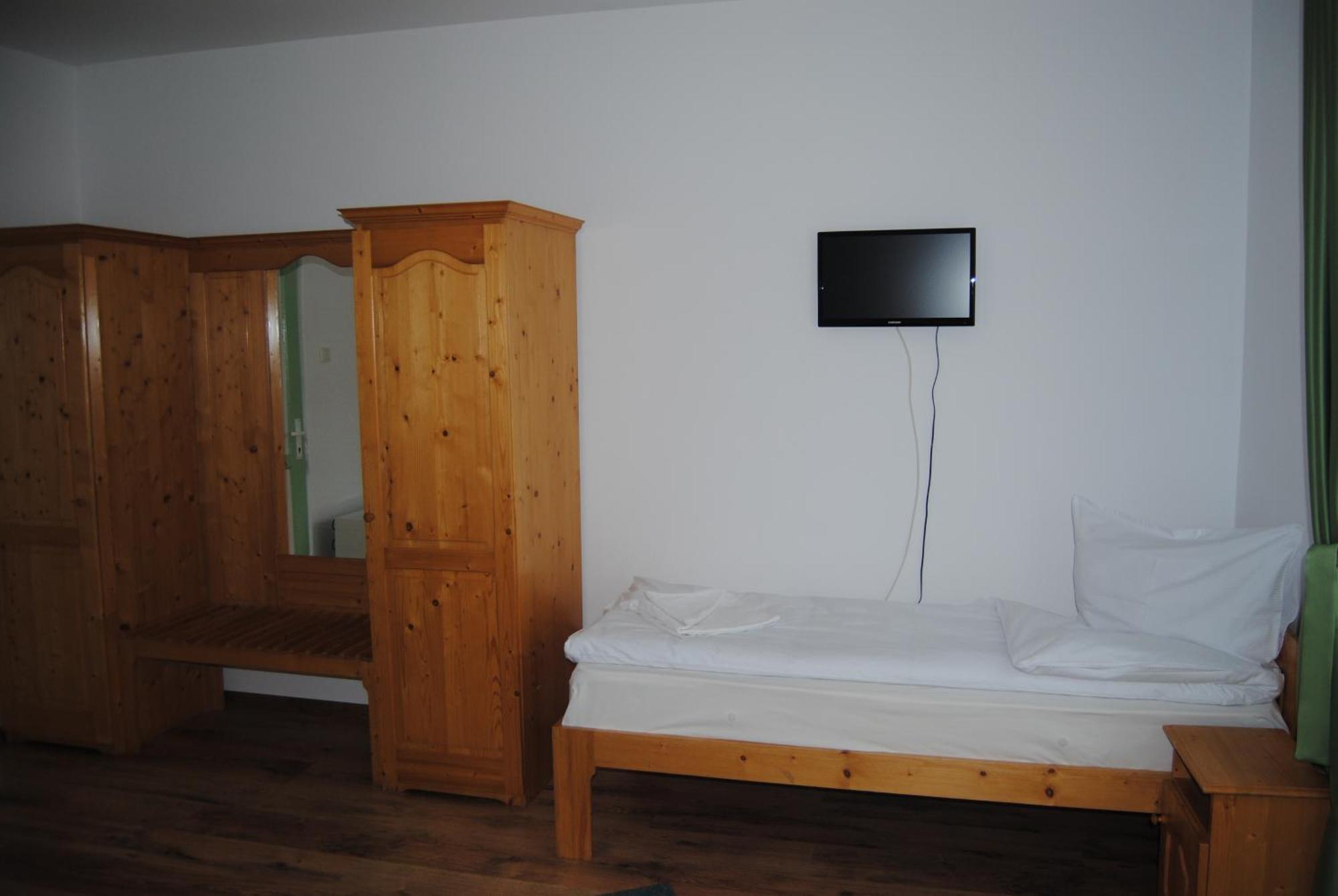 Hostel Teleki Sovata Exterior photo